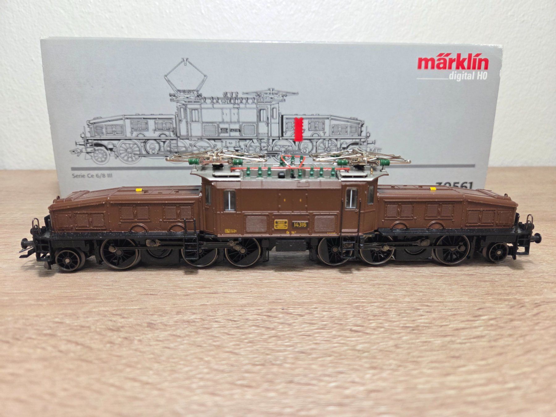 Märklin Modelleisenbahnen: Märklin 39561 E-Lok Krokodil Ce 6/8" Digital H0 – Neu und originalverpackt aus St-Aubin-Sauges von Lo_Go 1