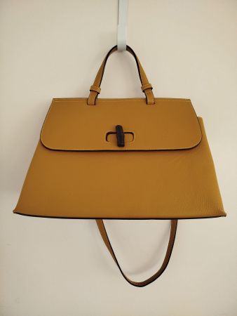 Elegante Ledertasche , Made in Italy, Bambus