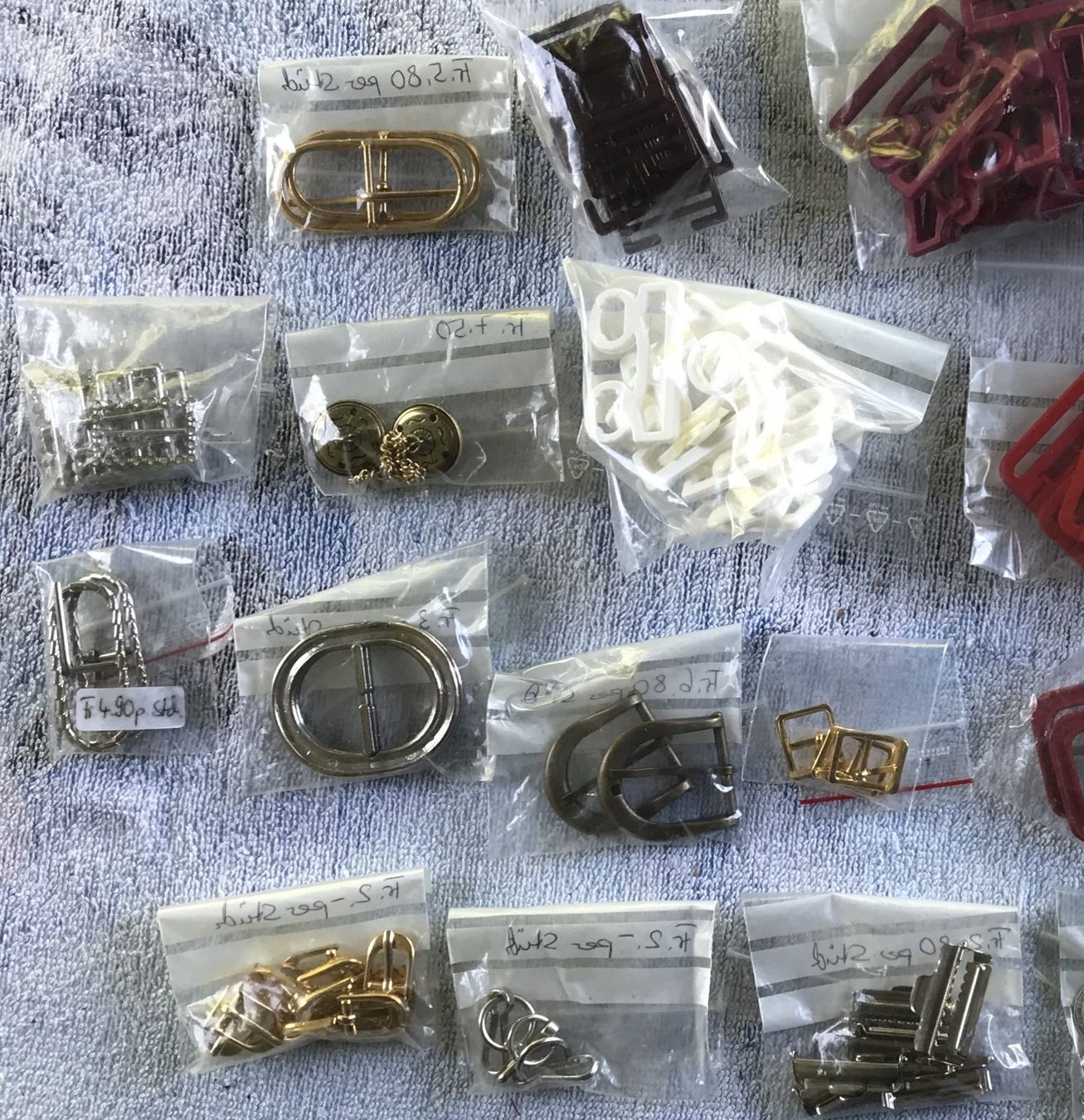 Kit bricolage: LOT VERSCHLÜSSE NEU – Nuovo (secondo la descrizione) da Ostermundigen venduto da crazy-horse-1840 2