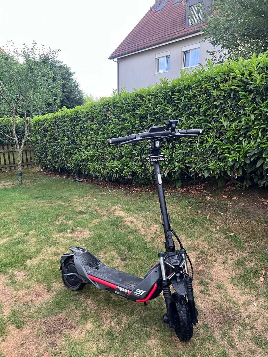 Scooters: Segway Zt3 pro – D'occasion à Glattbrugg par qua_z6mz