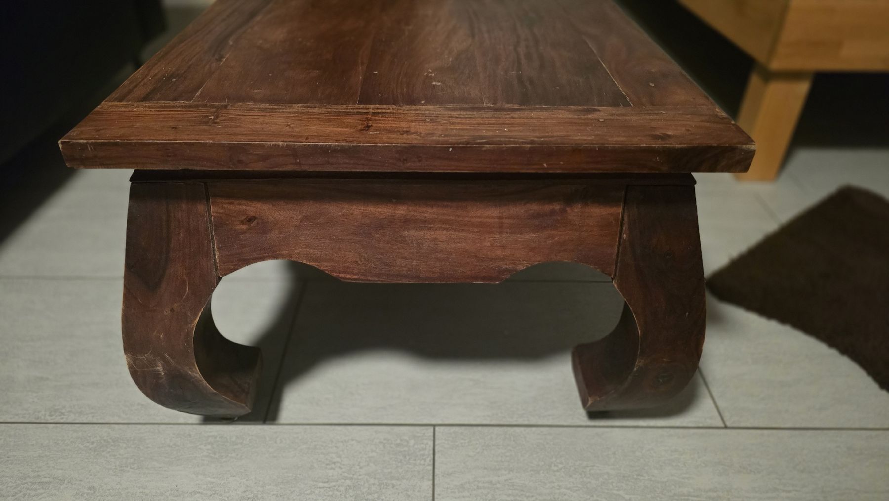 Tische: Massiver Holztisch – 50 VB – Gebraucht aus Untersiggenthal von JayRoguehand 1