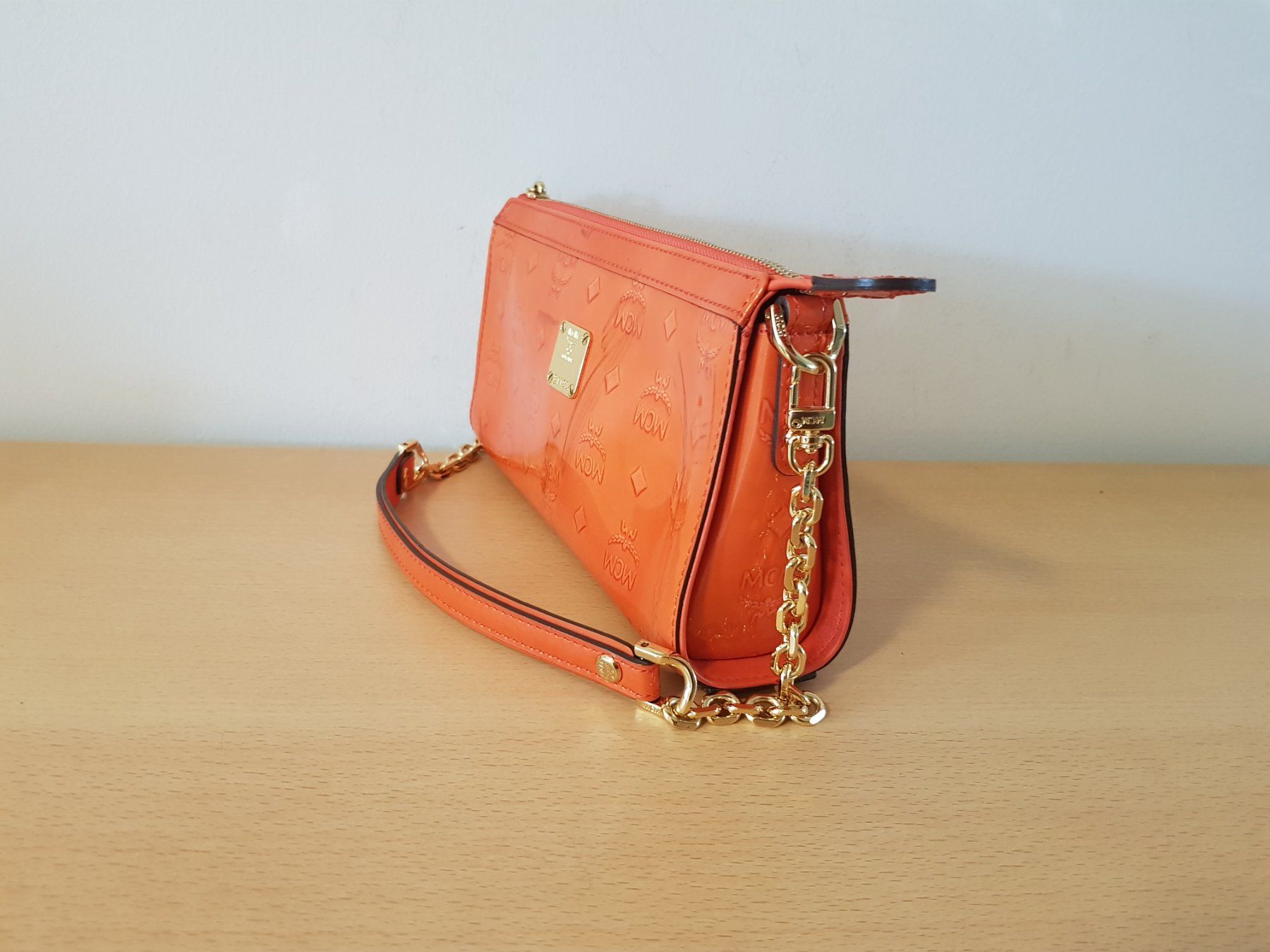 Mcm Taschen für Damen: Original MCM Handtasche in Orange – Gebraucht aus Basel von Birs868 4