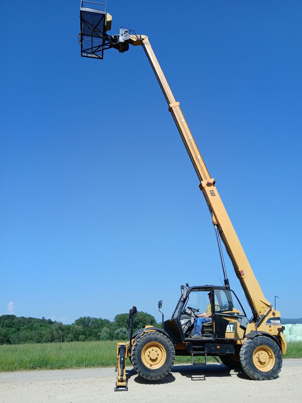 Tutte le macchine: CAT TH360B chargeur téléscopique Caterpillar – Usato da Vendlincourt venduto da Moserre 9