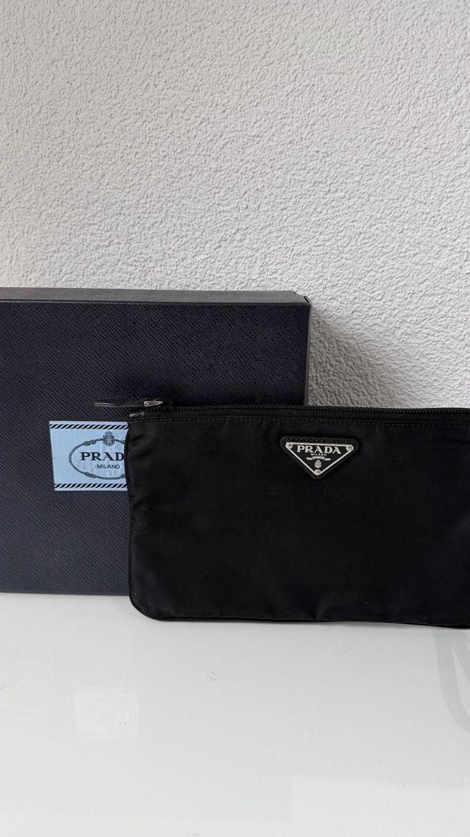 Prada Sacs: Zwei Prada Clutches – Neuf avec emballage d'origine à Dietikon par eli_cy5t 5