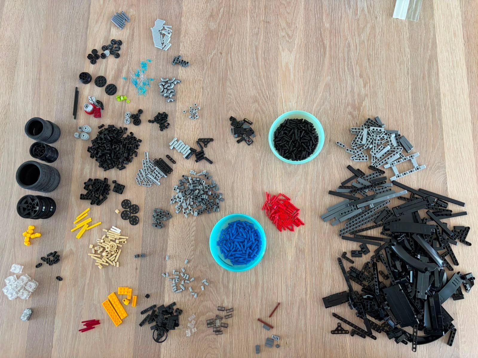 Lego Baukästen: Lego Technic 42127 La Batmobile de Batman 10+ – Gebraucht aus Pully von Fictikalli 3