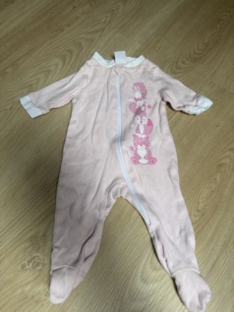 Baby Schlafanzug rosa mit Tiermotiv Grösse 50/56 gebraucht