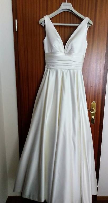 Vestiti: Hochzeitskleid La Sposa Barcelona – Usato da Flumserberg Bergh venduto da ali_bnr8 4