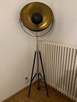 Stehlampe