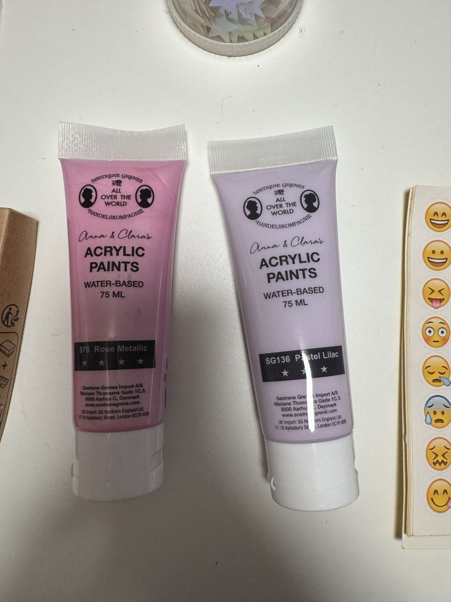 Kit bricolage: Bastelmaterialien: Acrylfarben, Sticker, Sternli-Konfetti – Usato da Heiden venduto da Sarah139 2