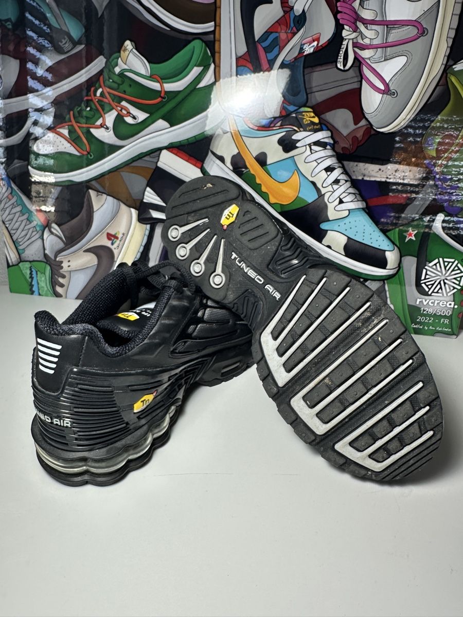 Nike Scarpe da uomo: Nike TN Air Max Plus 3 GS Black/Grey Gr.38 – Nuovo (secondo la descrizione) da Freidorf TG venduto da kickznlacez 4