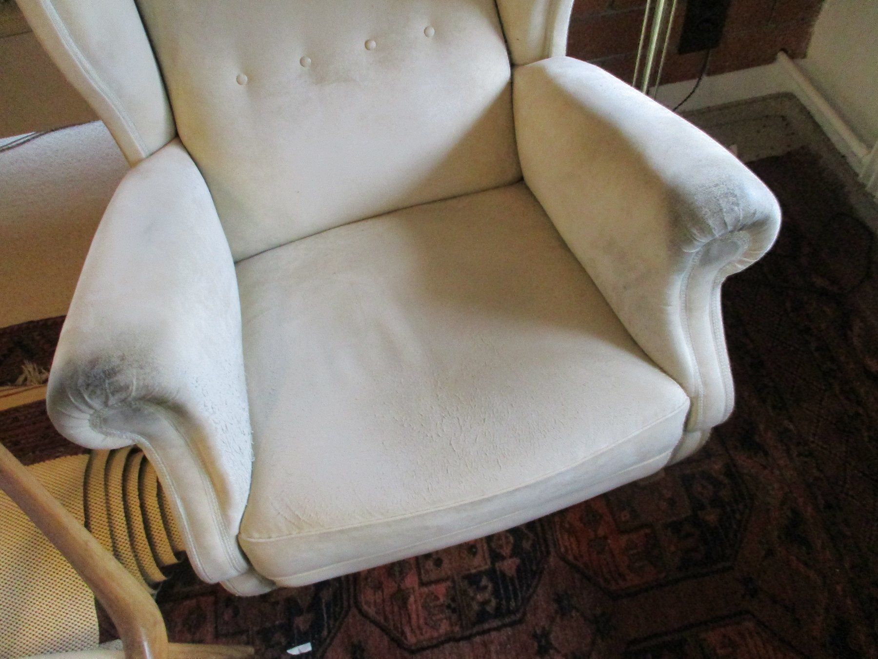 Poltrone: BIG Sessel Alcantara Statement Vintage – Usato da Windisch venduto da Autogrammo 2