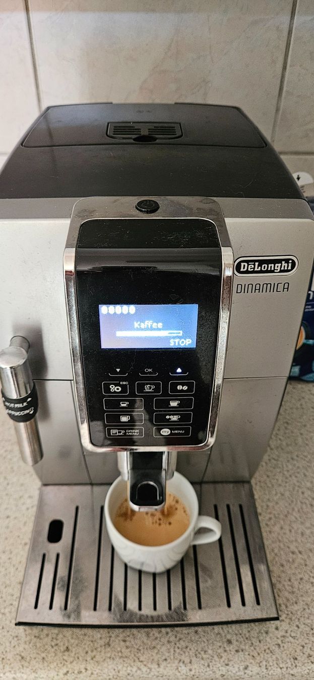 De'Longhi Macchine per caffè & Macchine per espresso: DeLonghi ECAM350.35.SB – Usato da Zürich venduto da mimi_zh 8