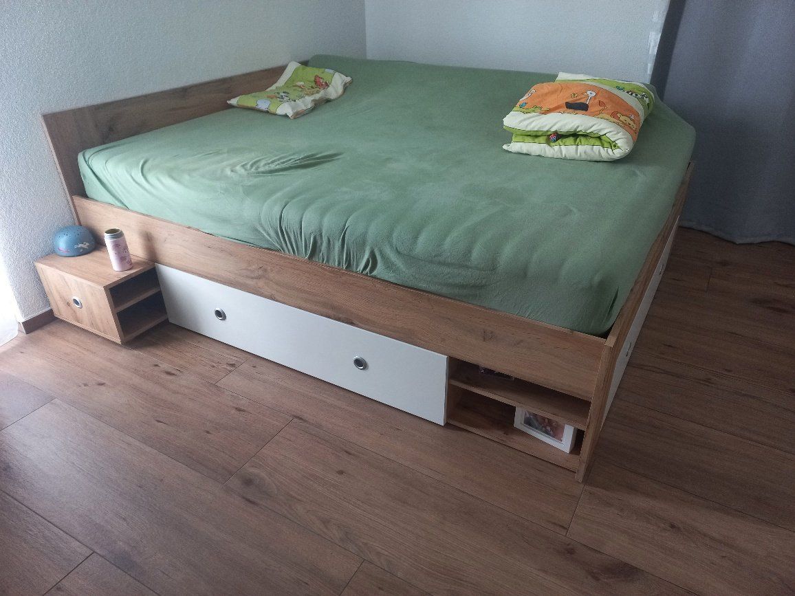 Letti: Bett – Usato da St. Gallen venduto da janetmani2002 2