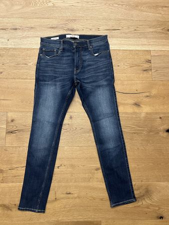 Hollister Jeans W32 L30