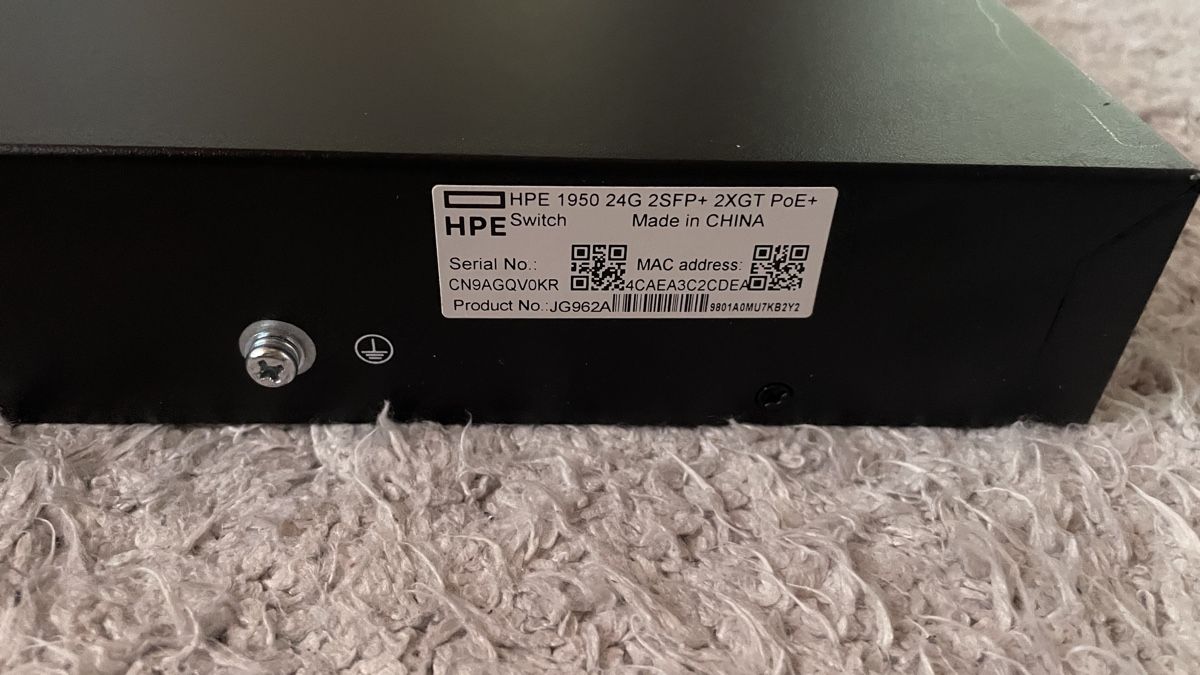 Hewlett Packard Hub & Switch: HPE OfficeConnect 1950 Series Switch – Usato da Ramlinsburg venduto da Meeliinaa 6