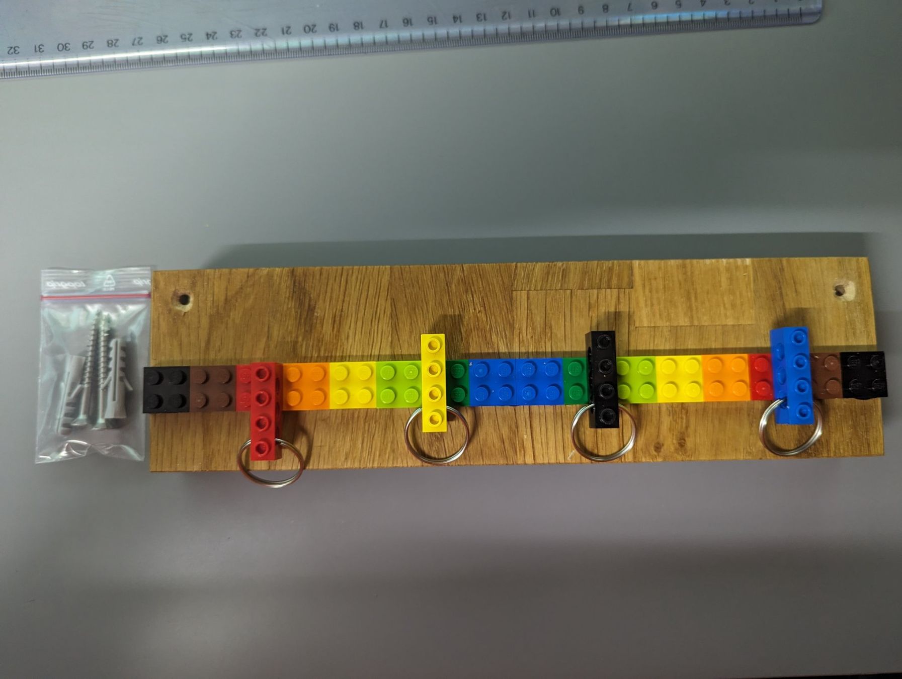 Porte manteau: Schlüsselbrett Lego 2er – D'occasion à Wanzwil par TinuMeyer