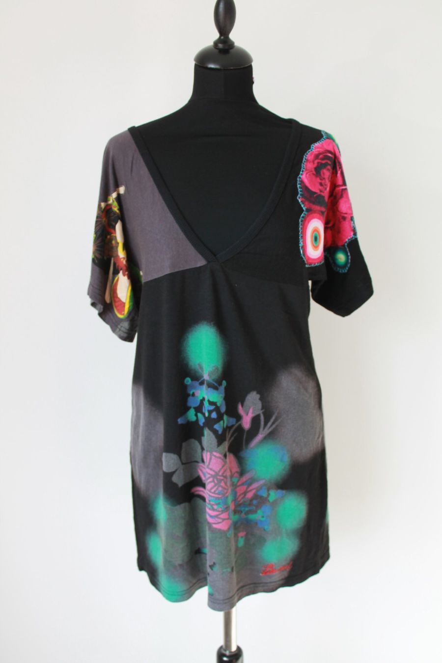 Desigual Tuniche: Tunique DESIGUAL taille L – Usato da Chez-le-Bart venduto da jasse