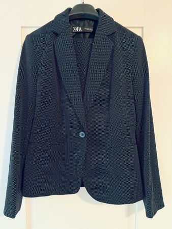 ZARA Woman’s Suit (Blazer & Trouser) Size 40 - Like New!