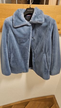 CINQUE Kunstfelljacke Hellblau, elegant und superweich Gr.36
