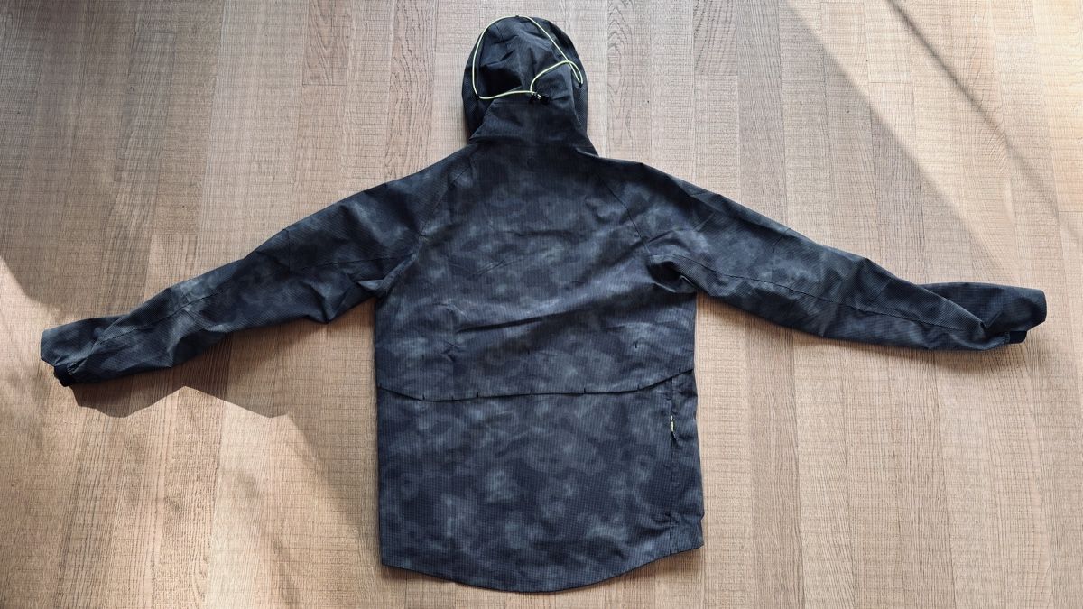 Giacche: AGU COMMUTER TECH RAIN JACKET REFLECTION BLACK – Nuovo (secondo la descrizione) da Riehen venduto da bogotano 3