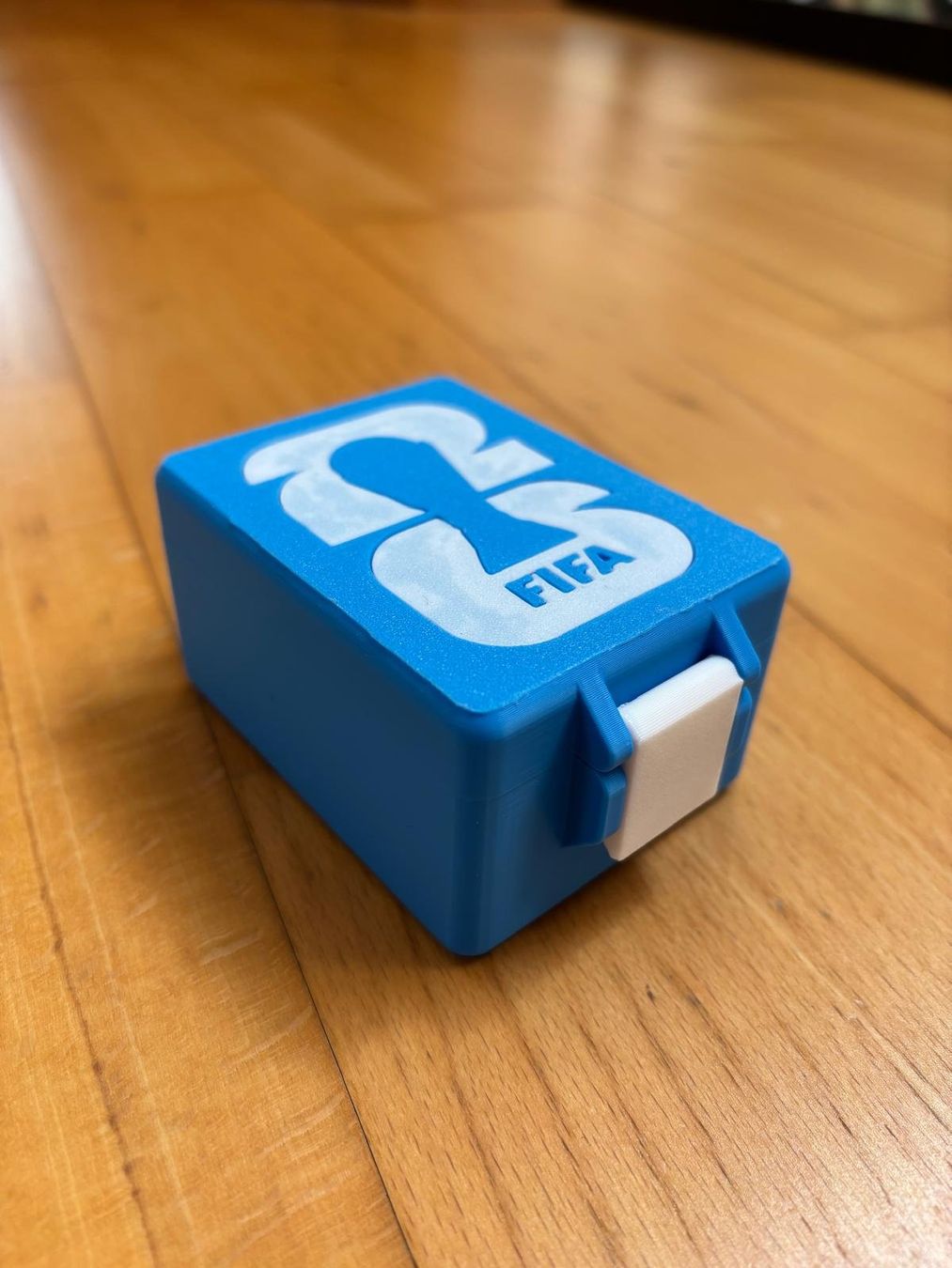 Behälter & Ähnliches: Panini Sammelkarten Box – Neu (gemäss Beschreibung) aus Niederhasli von Manny79