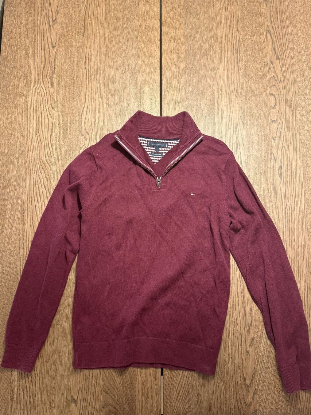 Tommy Hilfiger Maglioni & Felpe: Herren Pullover Set Tommy Hilfiger Polo Grösse S/M – Usato da Glattbrugg venduto da mal_x5nt 1
