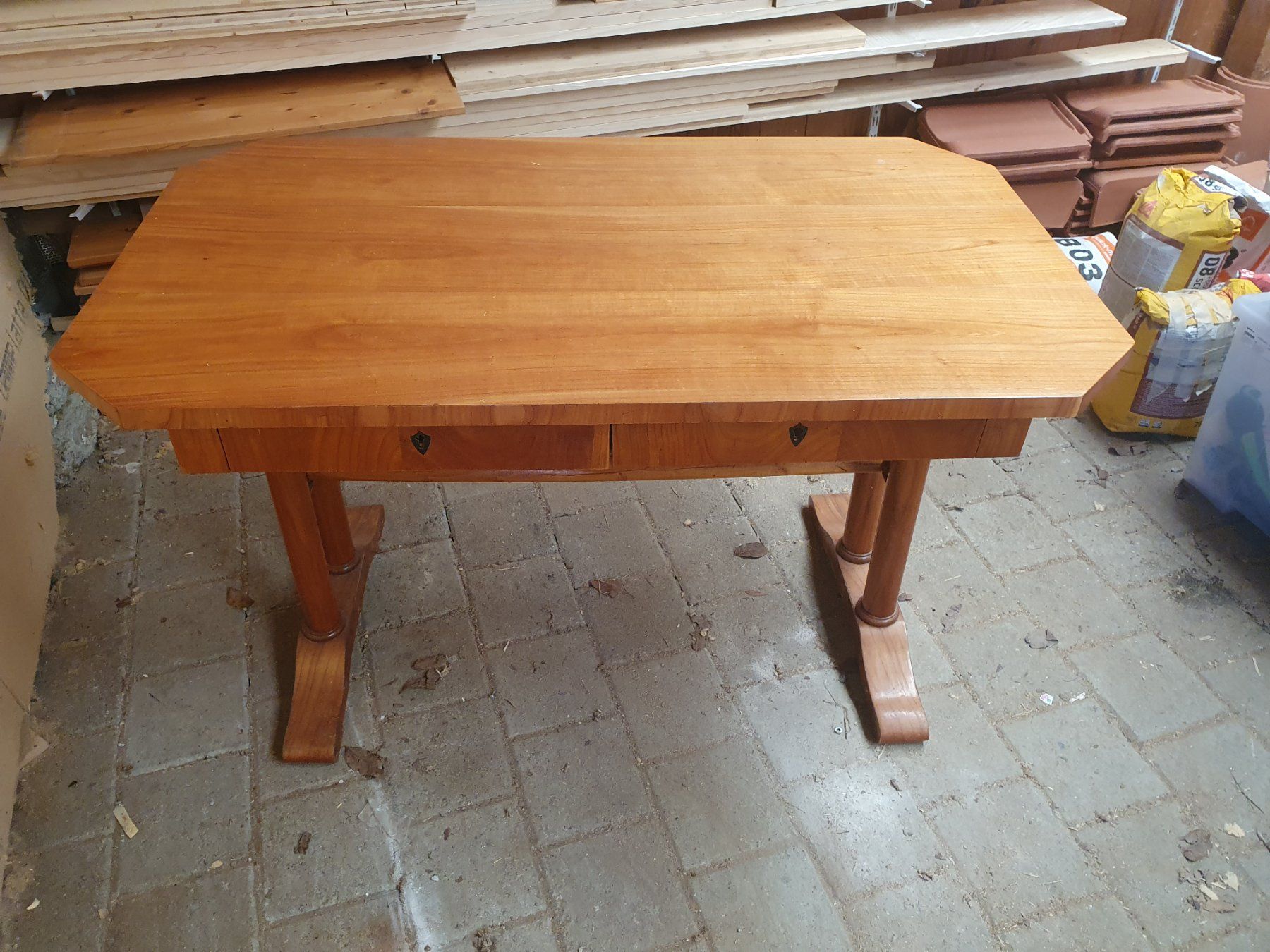 Scrivanie: Biedermeier Schreibtisch – Usato da Zürich venduto da rechschr