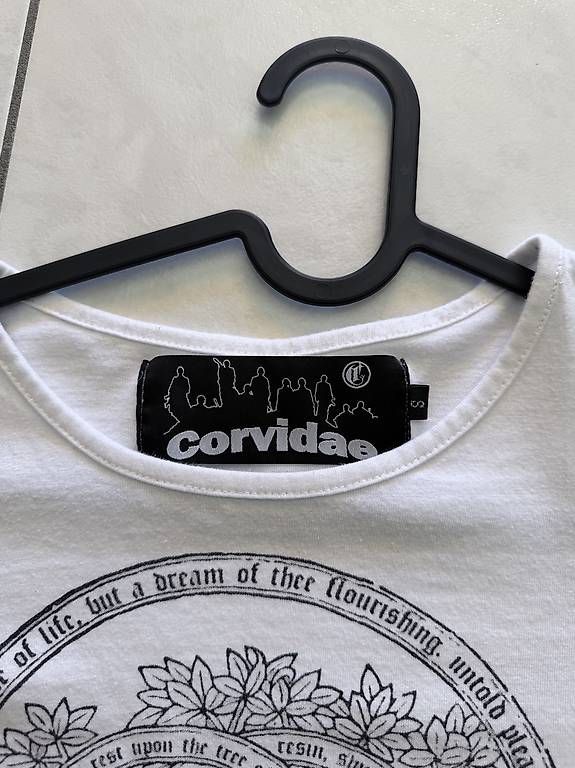 T-shirt: Corvidae T-Shirt – Usato da Urtenen-Schönbühl venduto da ninociotti 1
