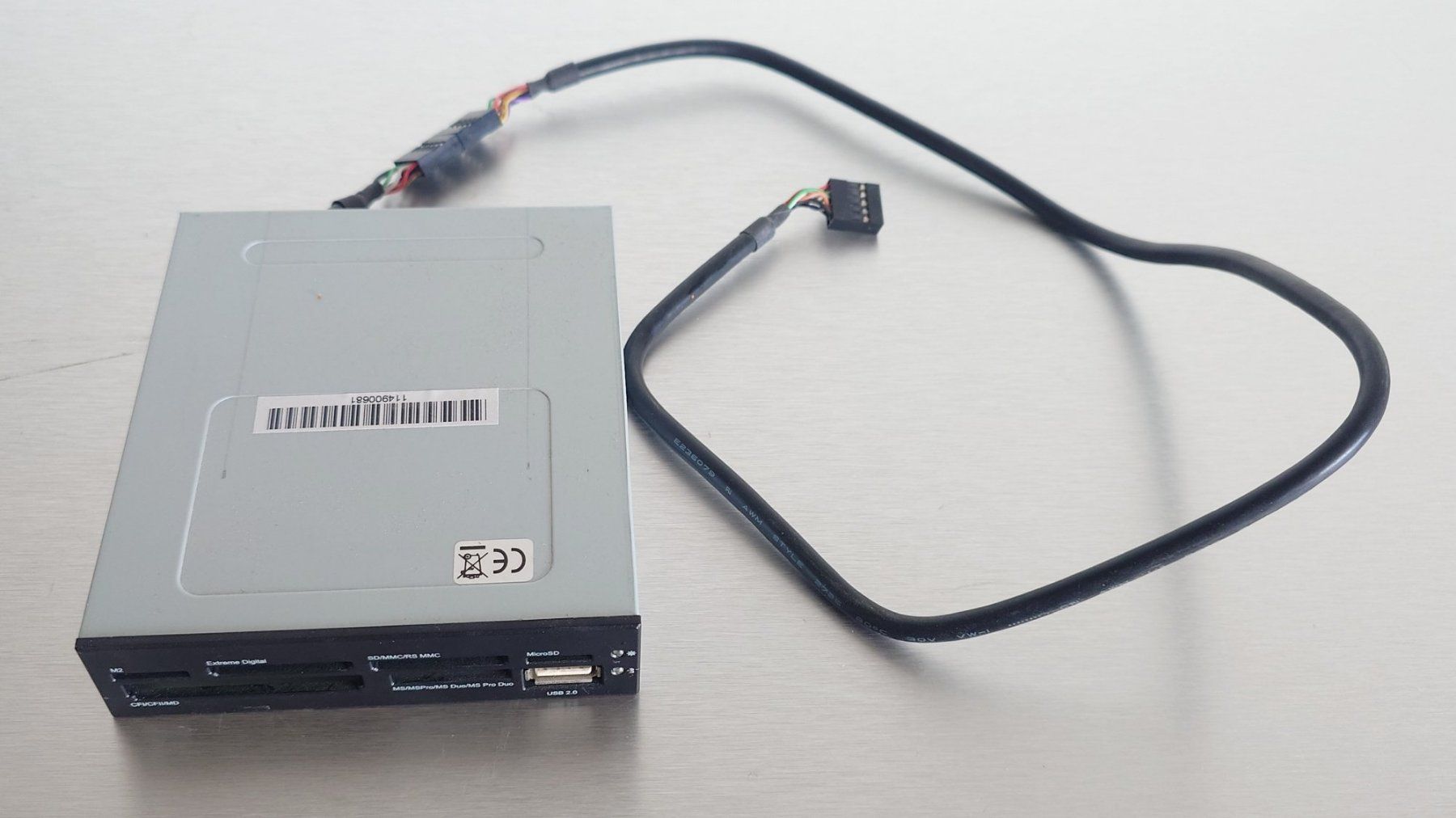 Lettori di schede: Multi-Card-Reader & USB-Port für 3.5"-Frontpanel Einschub – Usato da Ostermundigen venduto da Chrisascht