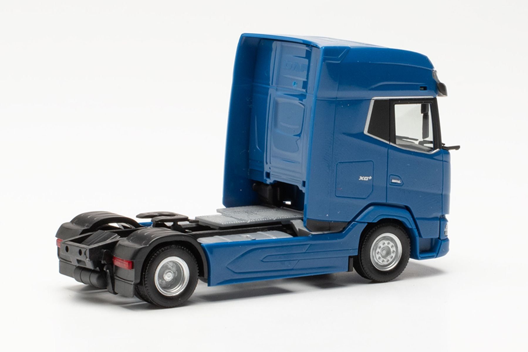 Herpa Modellbausätze & Standmodelle: 1:87 Herpa DAF XG+, enzianblau – Neu und originalverpackt aus Affoltern am Albis von Modellshop-8910 1