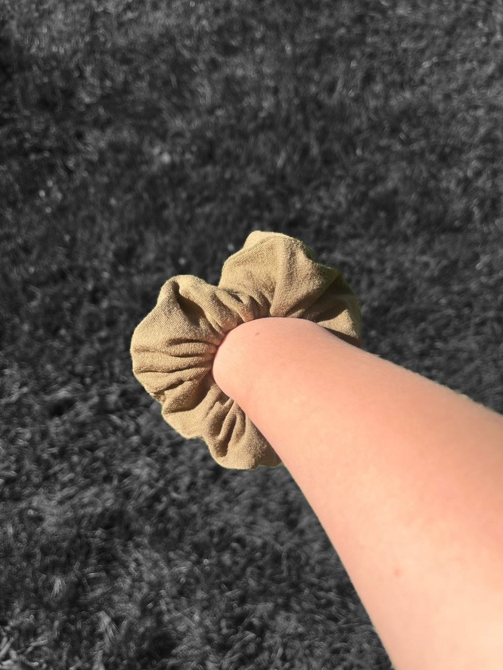 Accessoires pour cheveux: Scrunchie Upcyclé Fait-main "hyper-stretch" - Taille classic – Neuf avec emballage d'origine à Villars-sur-Glâne par maeva_christan_mc 1