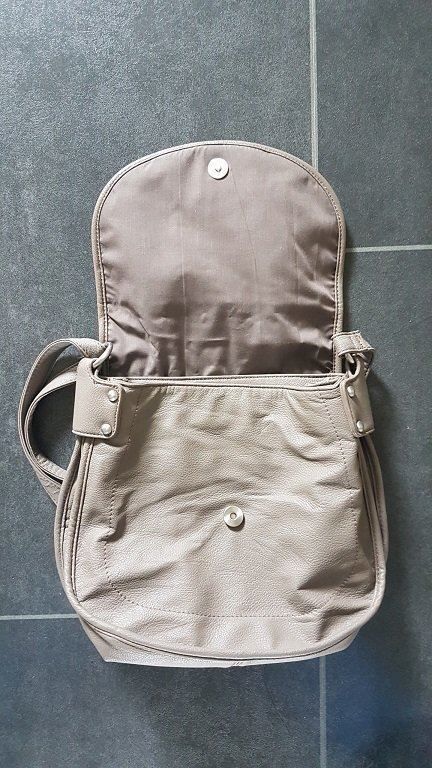 Borse da donna: Handtasche Biaggini – Usato da Giswil venduto da online-Brockenhaus 2