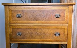 Kommode Neo-Biedermeier-Stil Nussbaum furniert