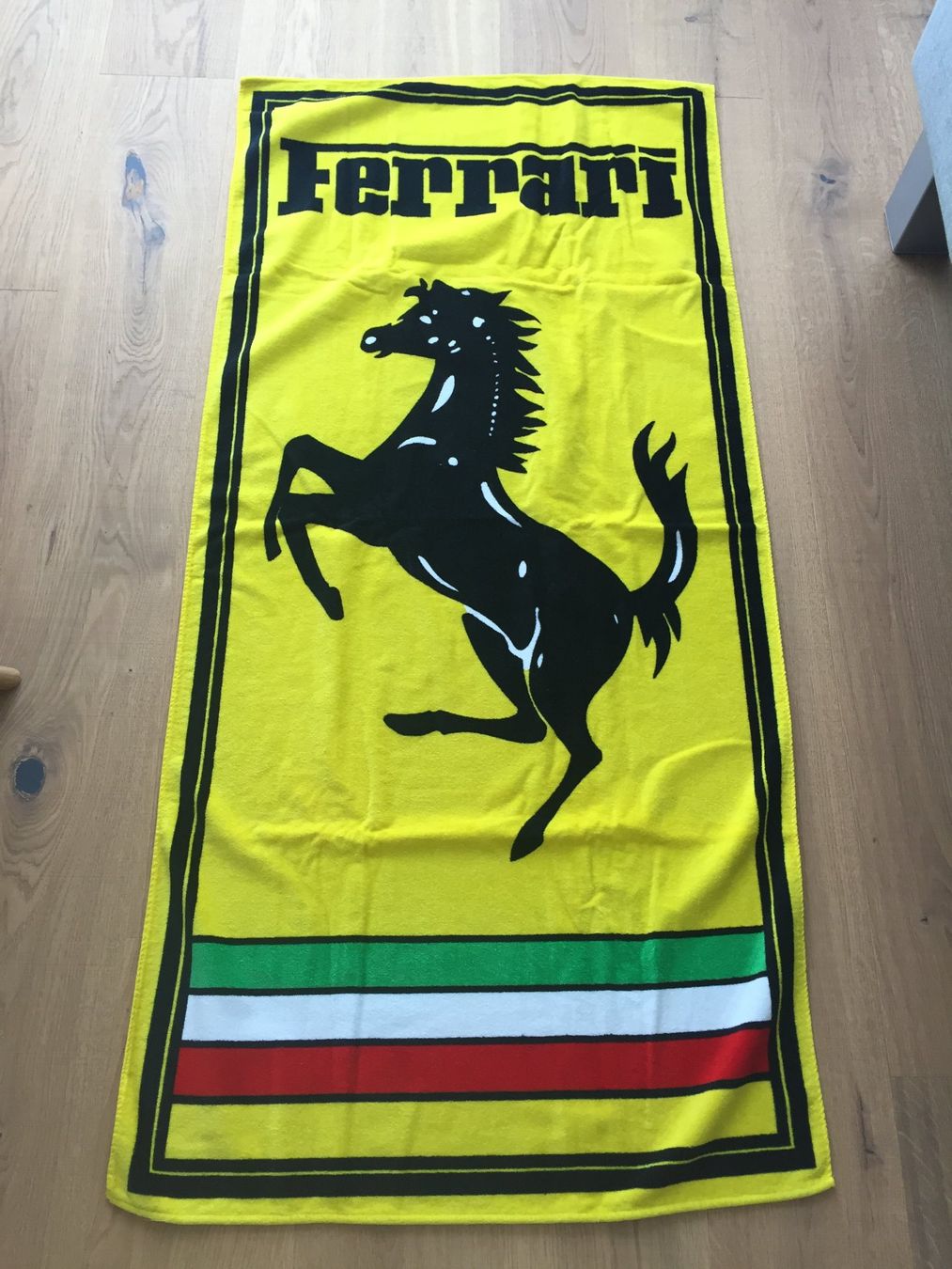 Teli da bagno: Ferrari Badetuch – Usato da Unterterzen venduto da bac_287t