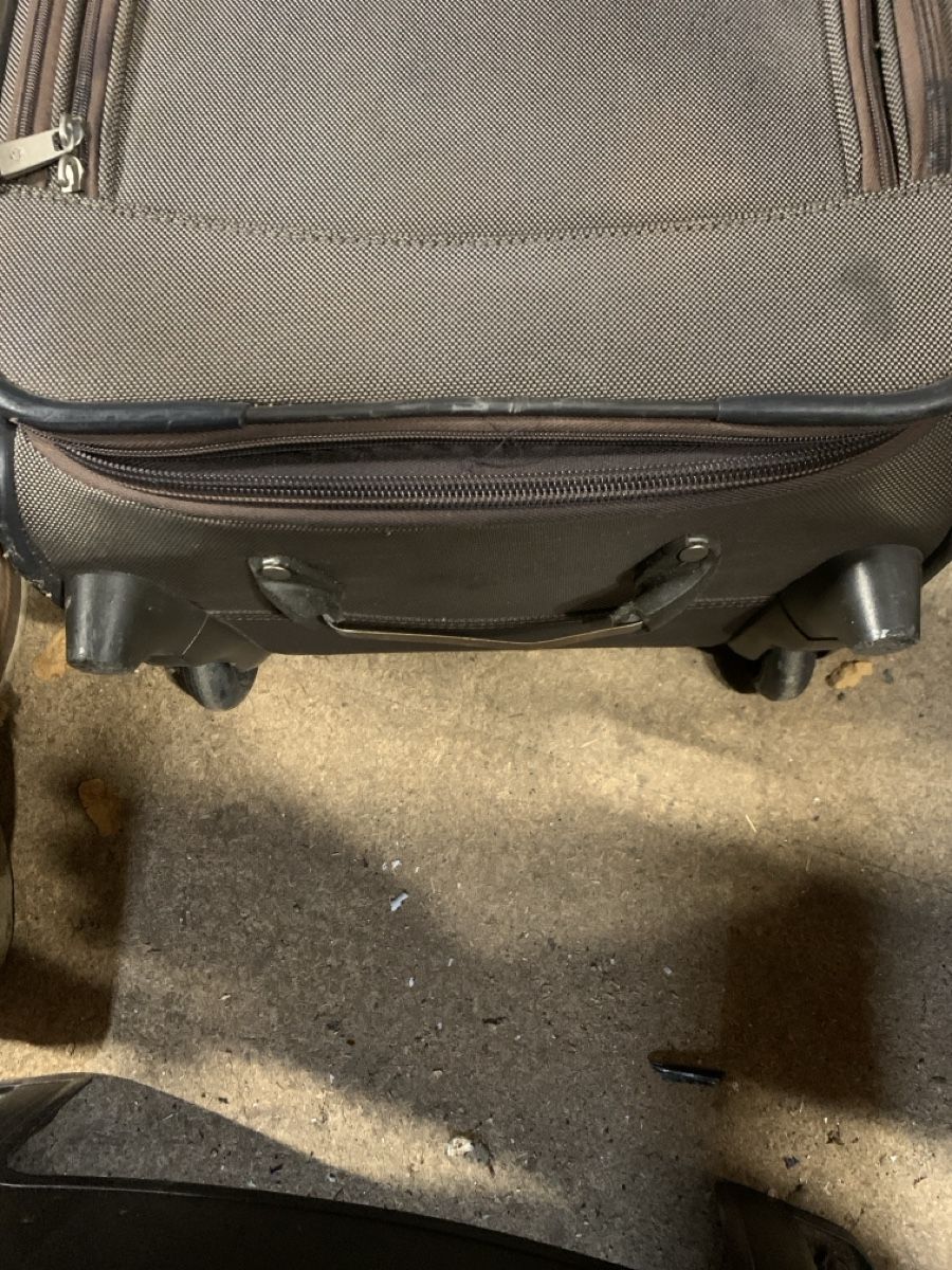 Samsonite Reisekoffer: Samsonite Koffer Reisekoffer Trolley 2 Räder – Gebraucht aus Opfikon von Safside 2