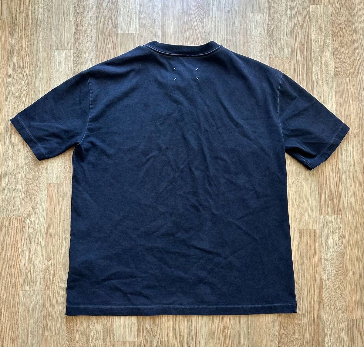Maison Margiela T-shirt: Maison Margeila T-shirt  – Usato da Pfäffikon ZH venduto da Nataliia. 4