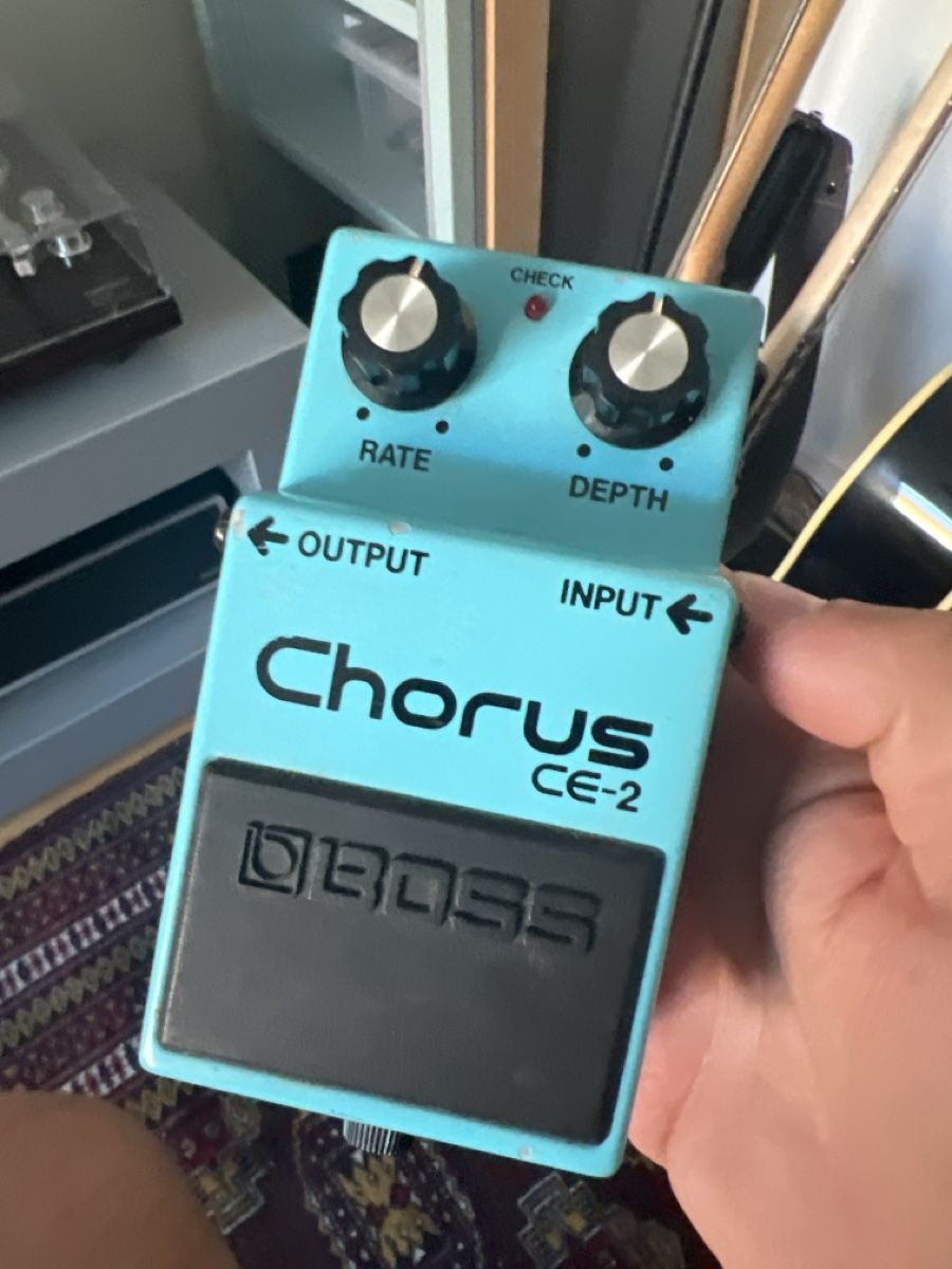 Musikinstrumente: Boss CE-2 – Gebraucht aus Riehen von salc