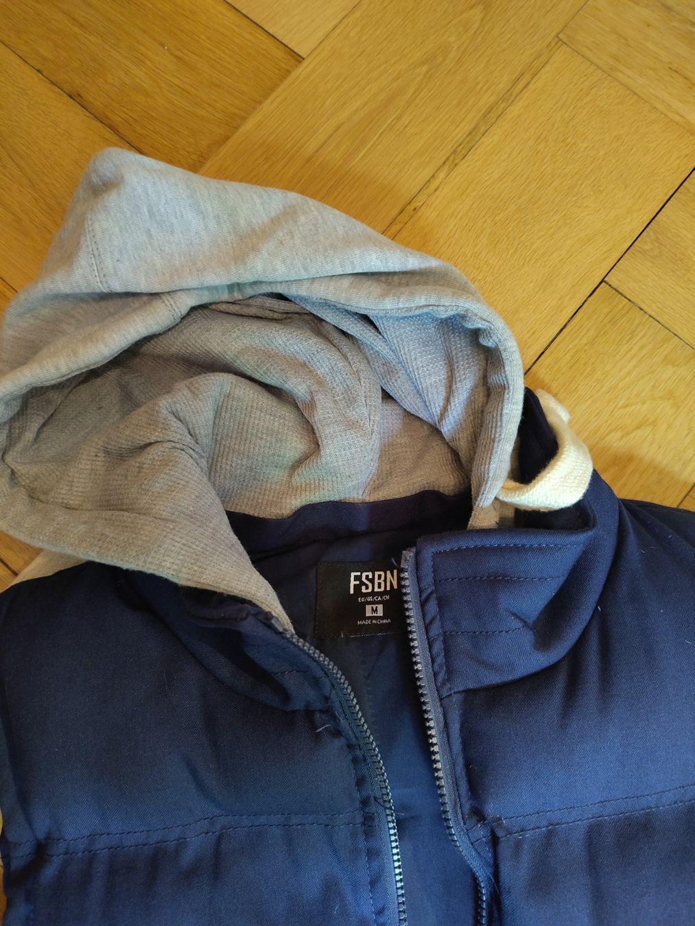 Gilet & Giacche: Gilet / Weste – Usato da Bern venduto da Linii 3