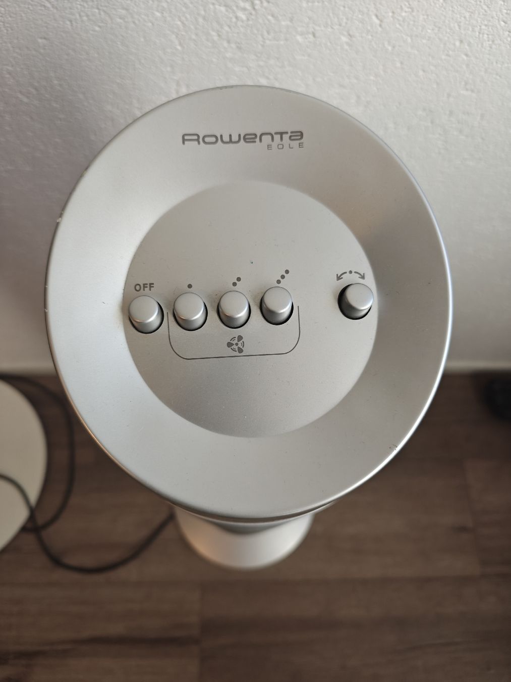 Rowenta Ventilatori: Rowenta Turmventilator 88 x 17 – Usato da Luzern venduto da RemsyRainbow 1