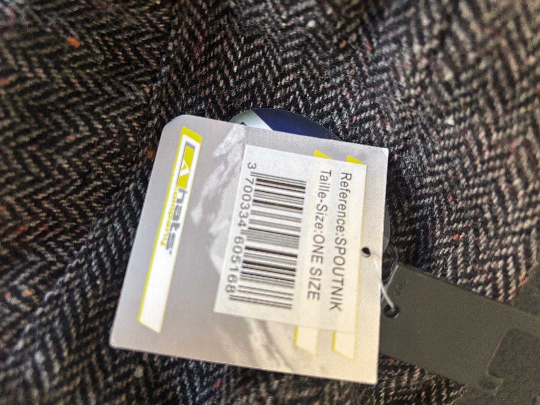 Copricapi, berretti & cappellini: Bonnet Chapka neuf, référence Spoutnik – Nuovo e nell'imballaggio originale da Montreux venduto da elo_c6bf 5