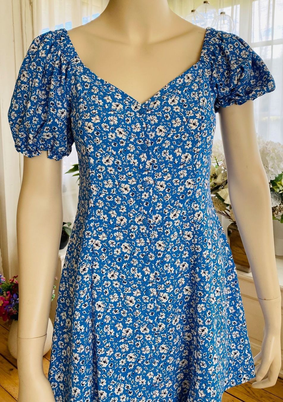 Mango Vestiti: MANGO ZARA robe – Usato da Clarens venduto da Piluka