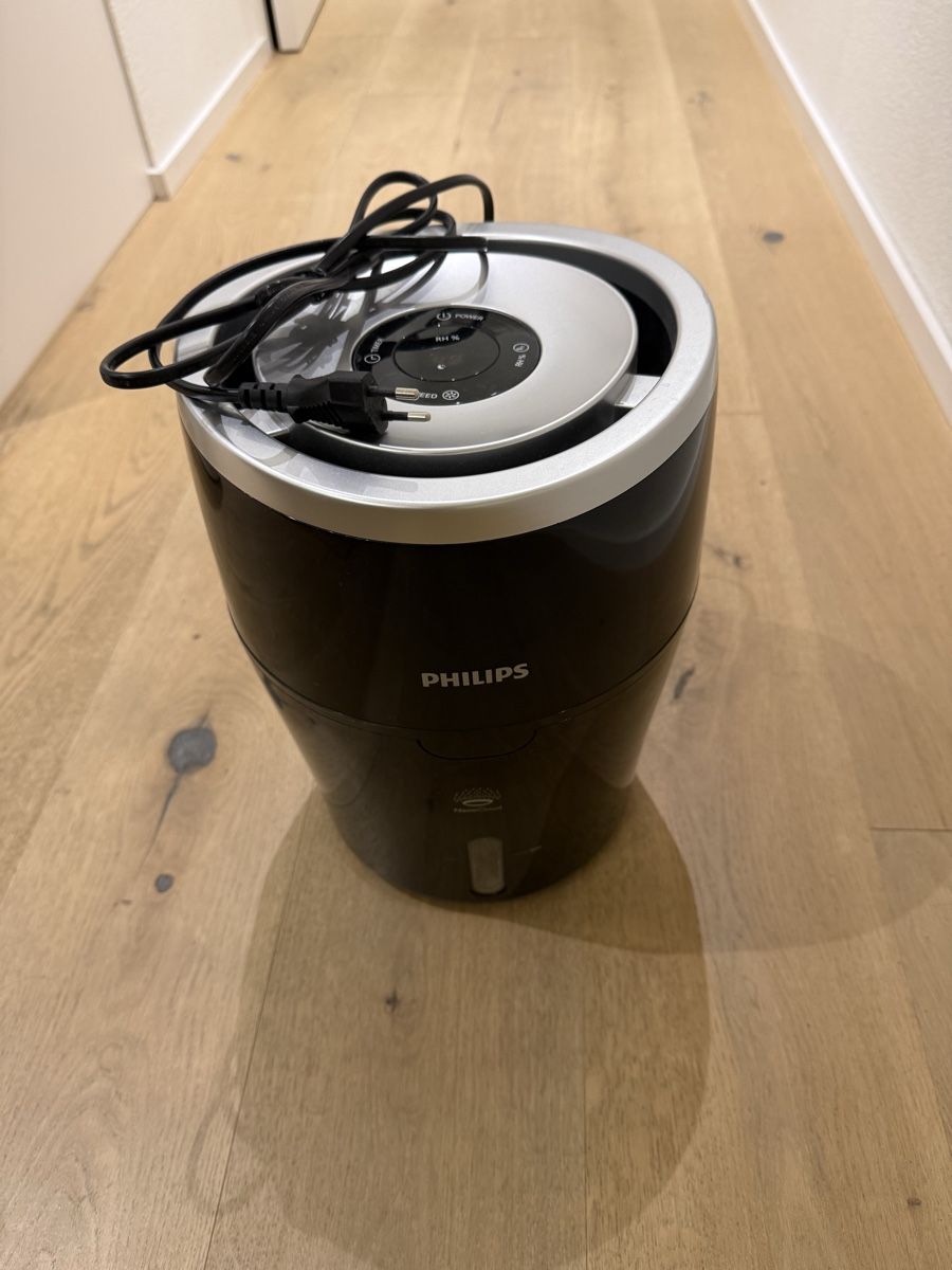 Philips Umidificatori d'aria: Luftbefeuchter Philips schwarz mit Kabel gebraucht – Usato da Wiesendangen venduto da knut25