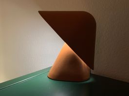 K Lamp — Terracotta — Handgefertigte Keramik-Tischlampe UK