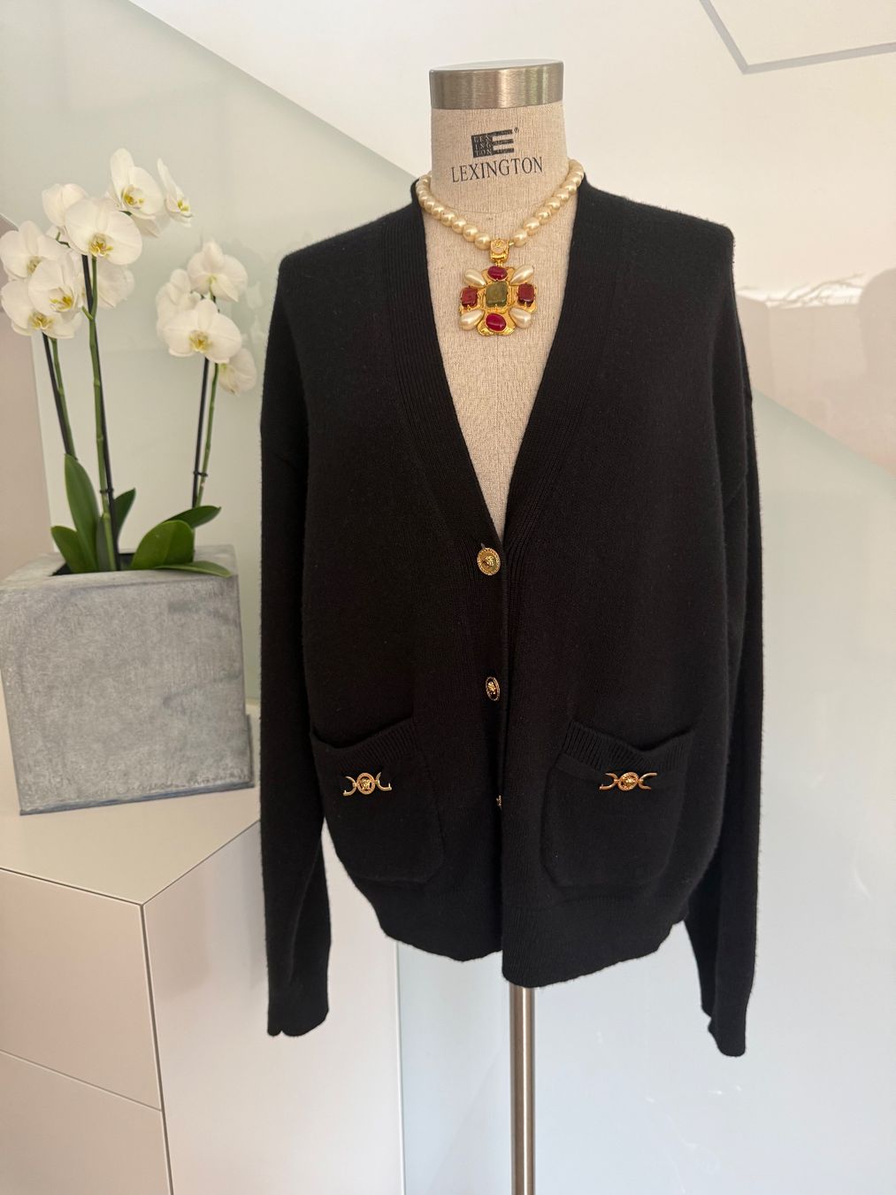 Versace Giacche: Original Versace Strickjacke   Gr. 40 – Usato da Reigoldswil venduto da benja01