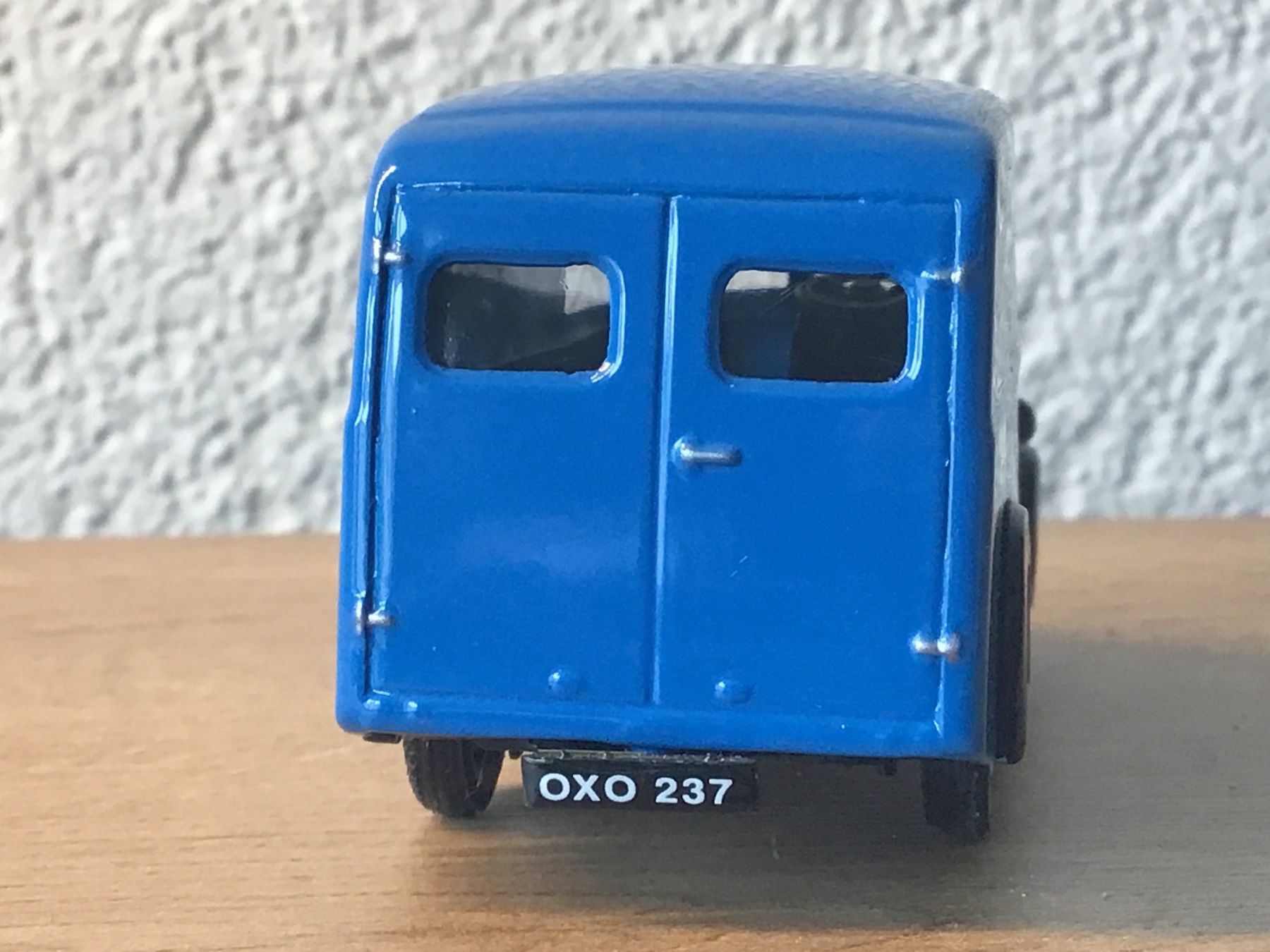 Corgi Toys Modellautos: Corgi 06202 Morris OXO Metall – Neu und originalverpackt aus Männedorf von Spezial-Modelle 2
