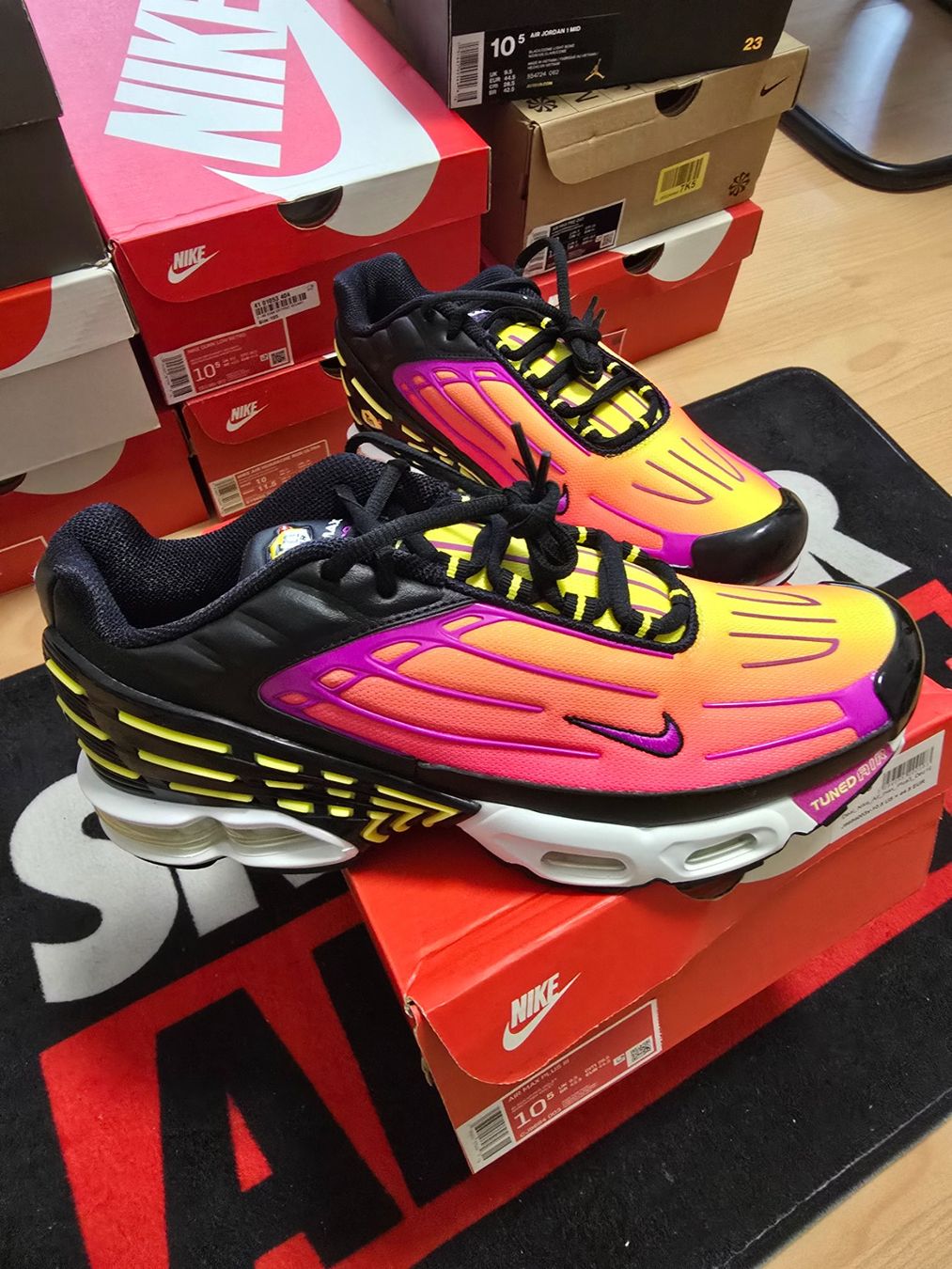 Nike Herrenschuhe: Nike air max plus 3 – Neu und originalverpackt aus Courtion von Frankyloveairmax