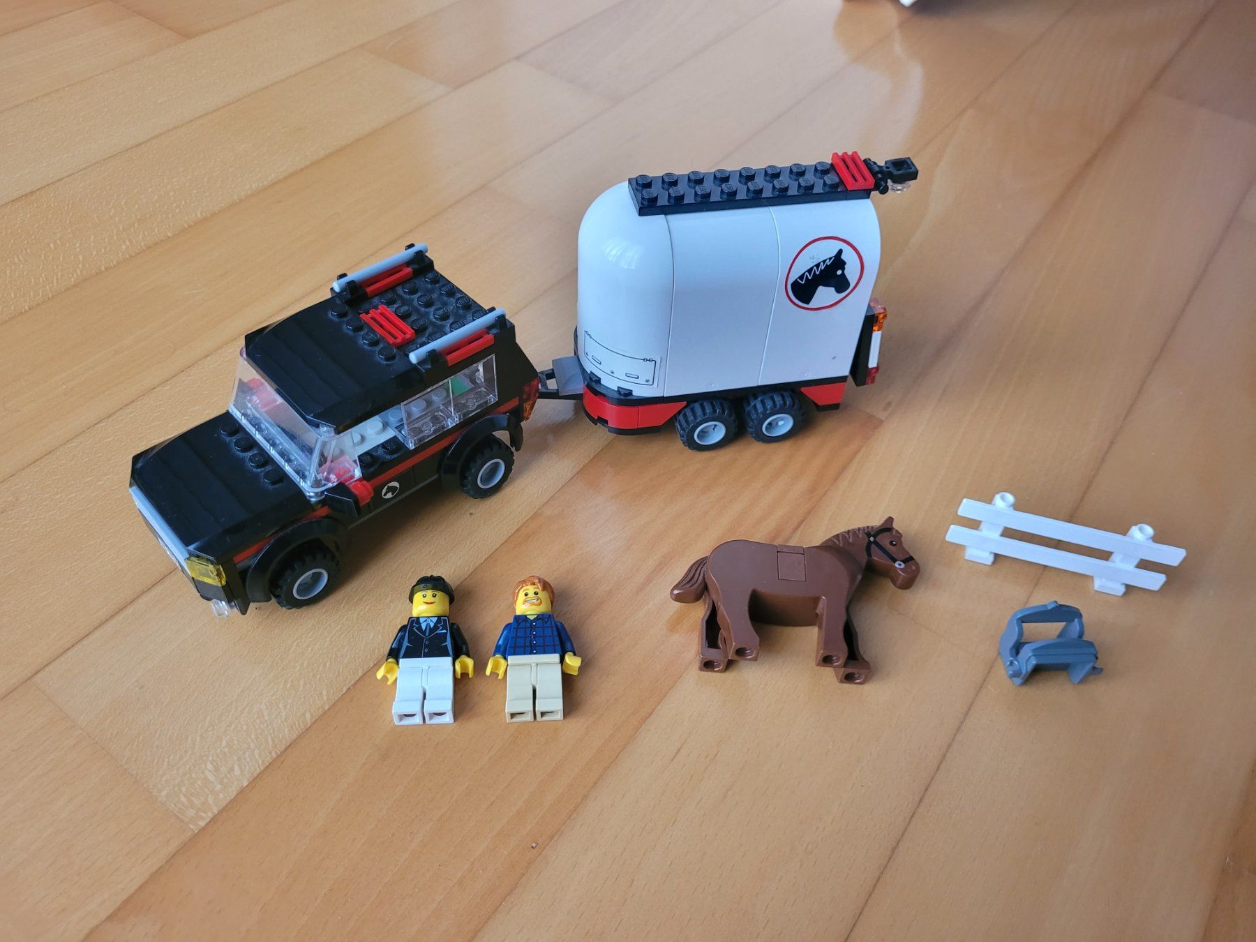 Lego Giocattoli: LEGO City Bauernhof Set 7635, 7566 – Usato da Spiez venduto da Aprikose25