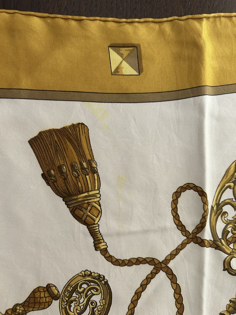 Hermès Foulards & écharpes: carré Hermès "Les Clés" – D'occasion à Bubendorf par Chantal4416 6