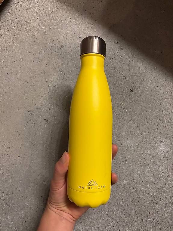 Trinkflaschen & Thermosflaschen: Thermo-Flasche – Gebraucht aus Bern von mari773