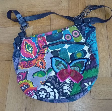 Desigual : sac à main en tissu, multicolore à fleurs